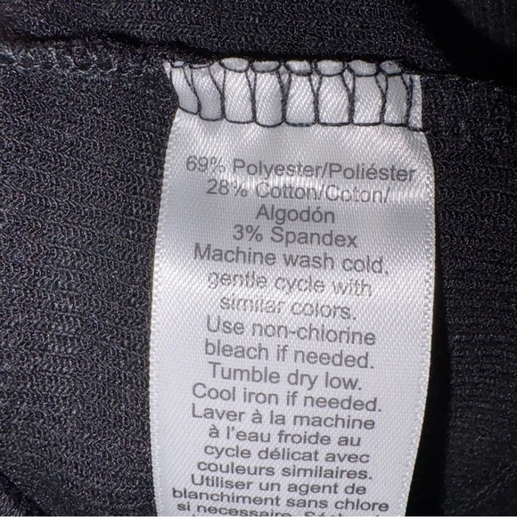 Black Waffle Knot Tunic Top with Button Embellishments NWT - Picture 5 of 6